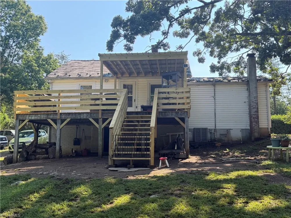 7160 Red Bank Road Germanton, NC 27019