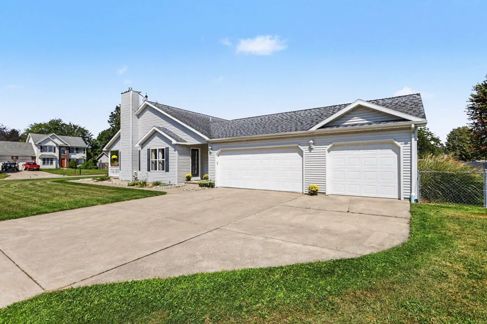 3987 Michelle Drive St. Joseph, MI 49085