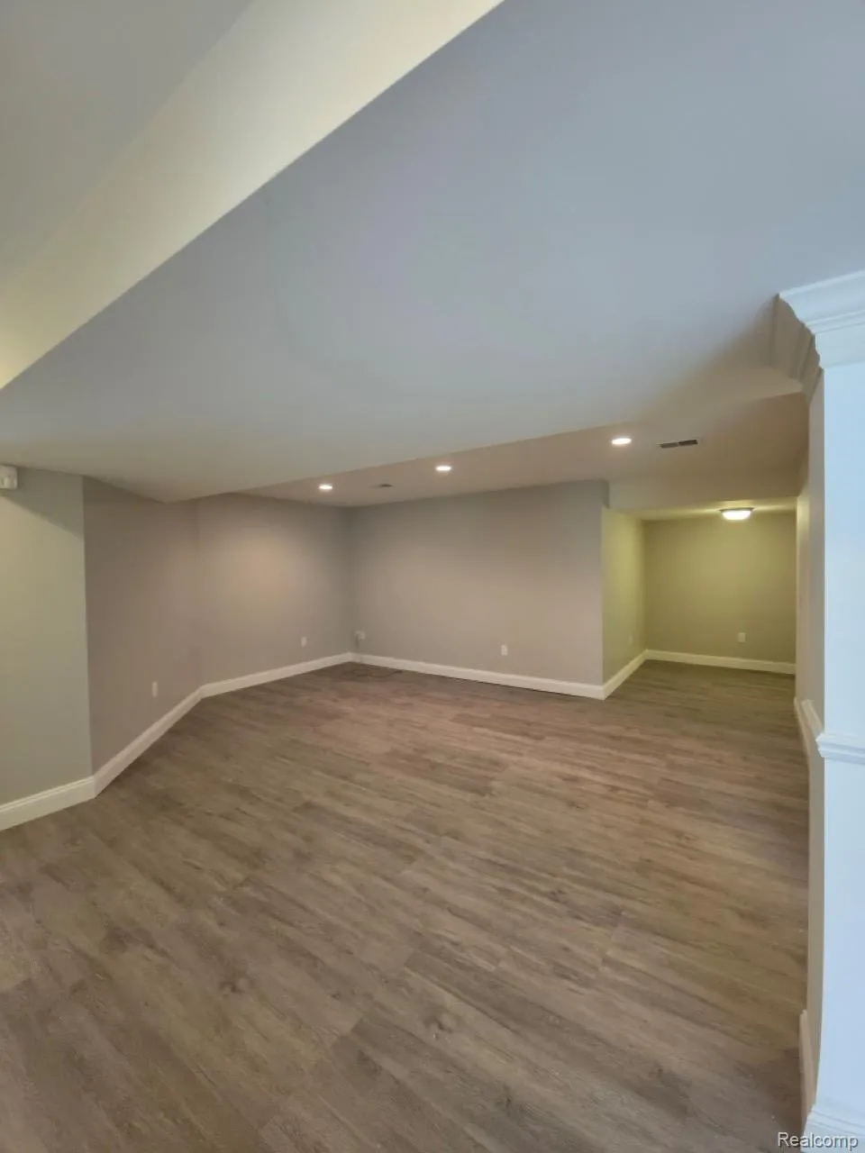 1151 Creekside Court Burton City, MI 48509