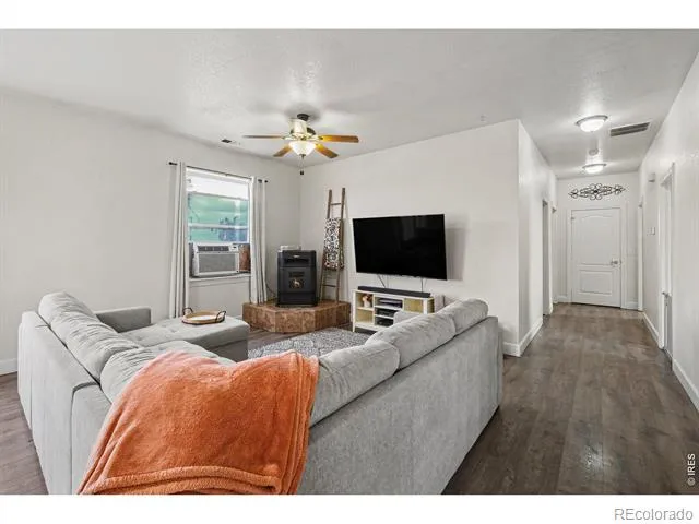 9548 Mcguire Avenue Carr, CO 80612