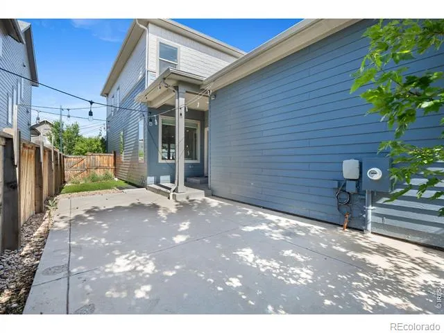 5912 Boston Court Denver, CO 80238