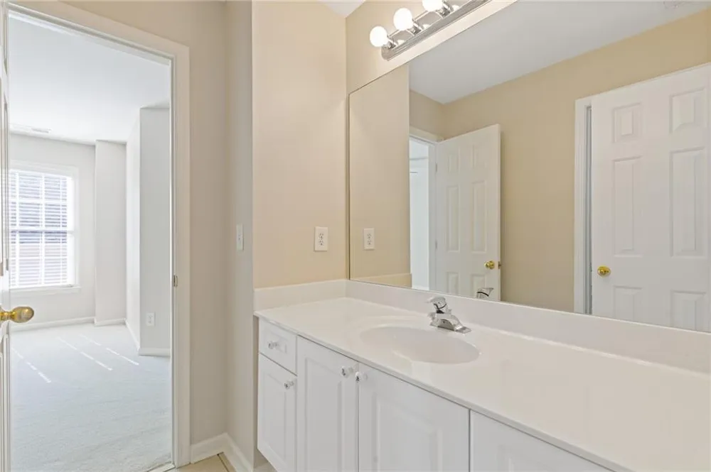 5503 Kingsley Manor Cumming, GA 30041