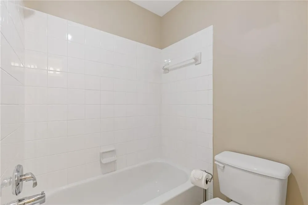 5503 Kingsley Manor Cumming, GA 30041