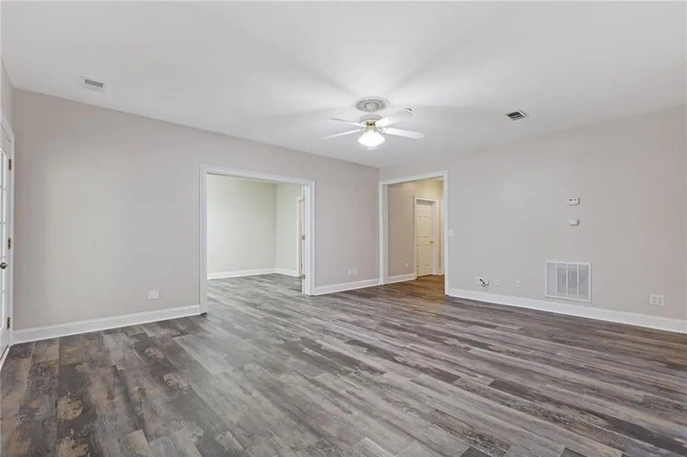 5503 Kingsley Manor Cumming, GA 30041