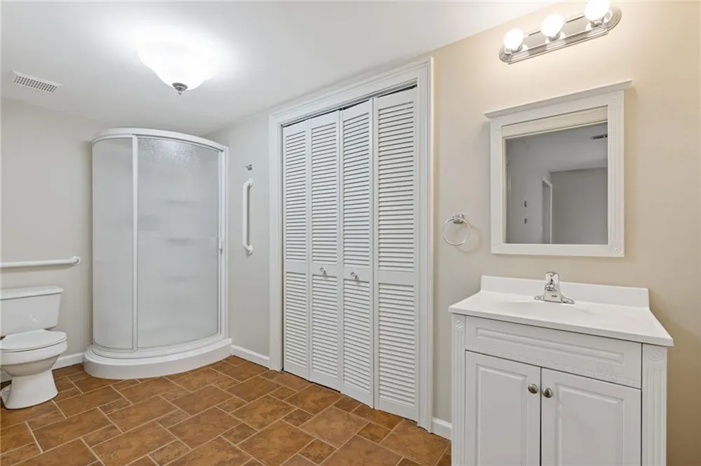 5503 Kingsley Manor Cumming, GA 30041