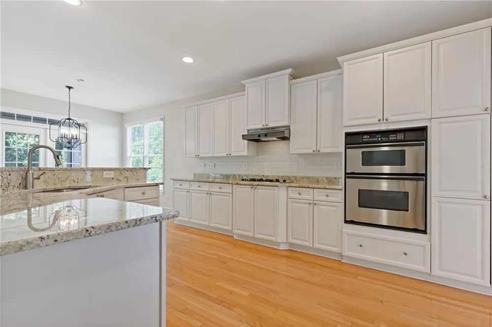 5503 Kingsley Manor Cumming, GA 30041