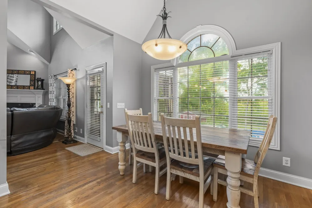 285 Page Dr Mount Juliet, TN 37122