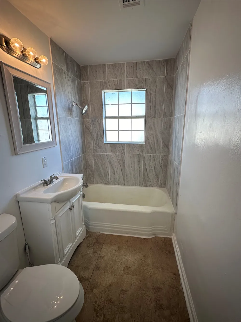 3317 S Indianapolis Avenue Tulsa, OK 74135