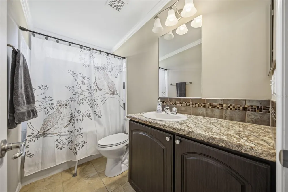 204 E KEYSVILLE ROAD Plant City, FL 33567