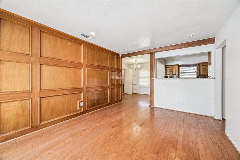 5111 Idaho Street Houston, TX 77021