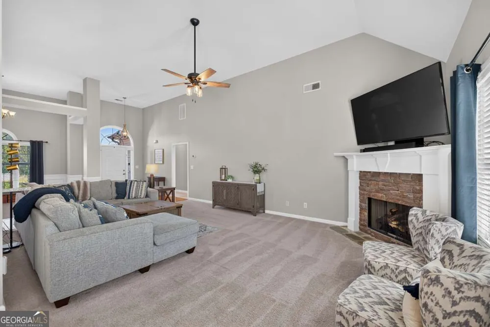 1129 Woodmere DR Loganville, GA 30052