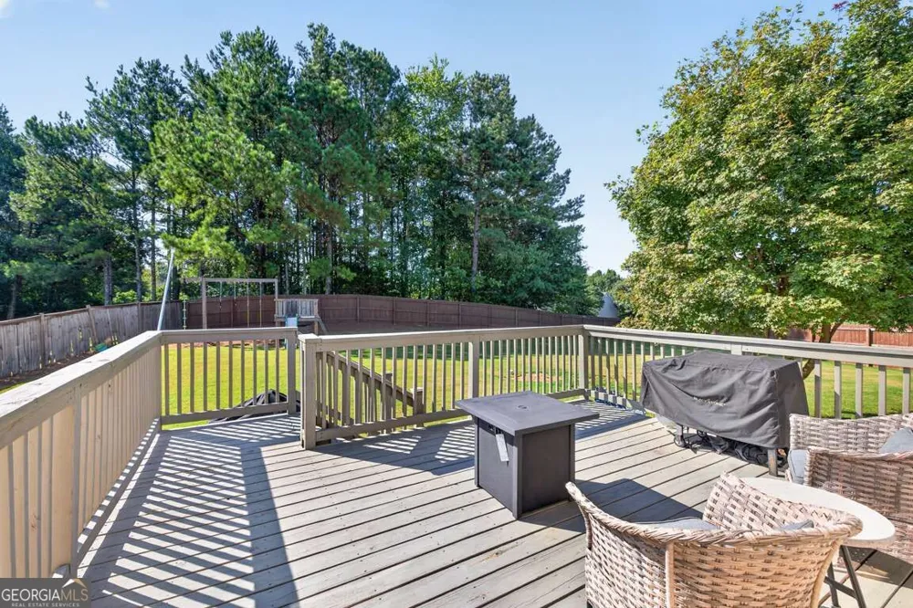 1129 Woodmere DR Loganville, GA 30052
