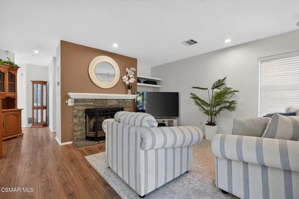 7507 Carmenita Lane West Hills, CA 91304