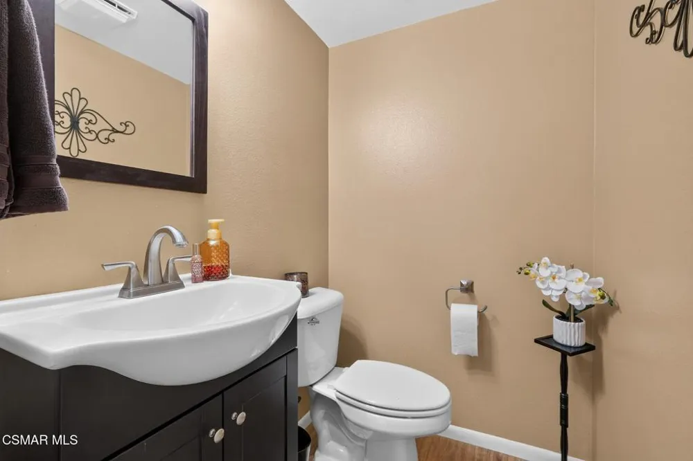 7507 Carmenita Lane West Hills, CA 91304