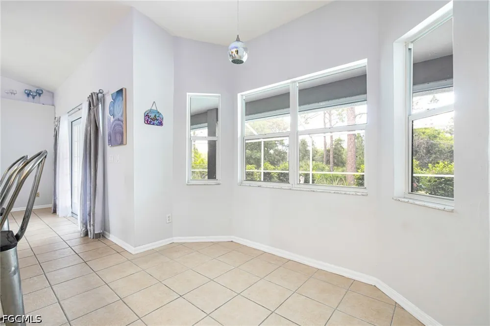 NE 28th Street Cape Coral, FL 33909