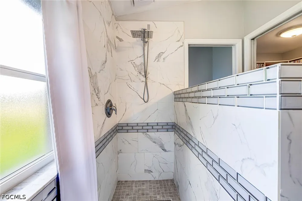 NE 28th Street Cape Coral, FL 33909