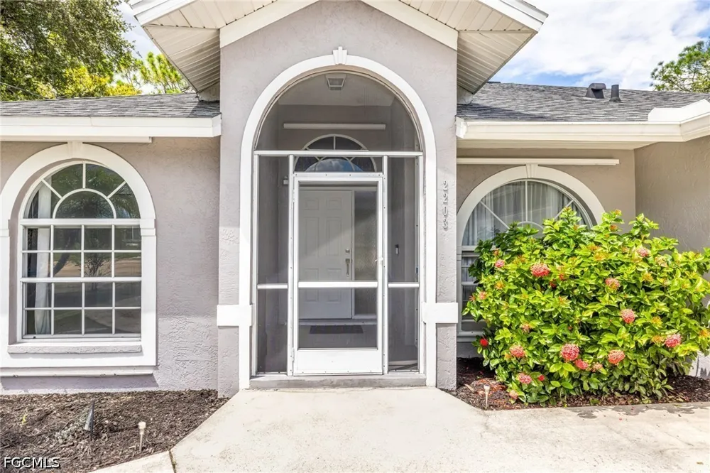 NE 28th Street Cape Coral, FL 33909