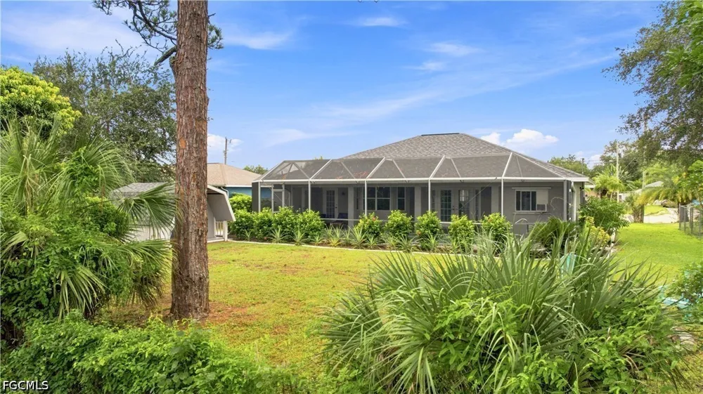 NE 28th Street Cape Coral, FL 33909