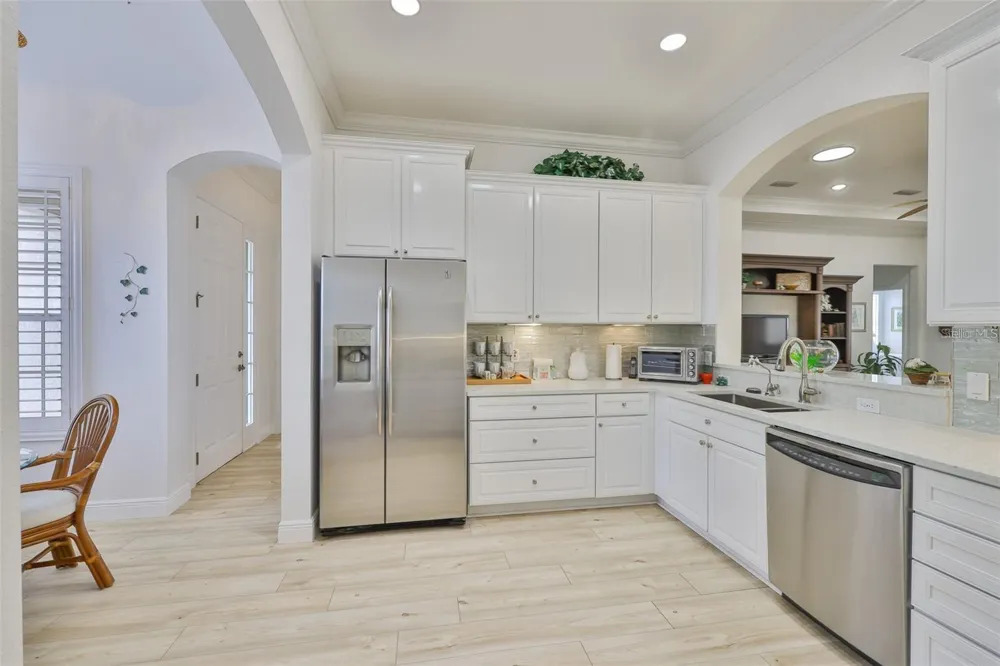 2292 SIFIELD GREENS WAY #59 Sun City Center, FL 33573