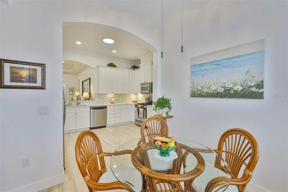 2292 SIFIELD GREENS WAY #59 Sun City Center, FL 33573