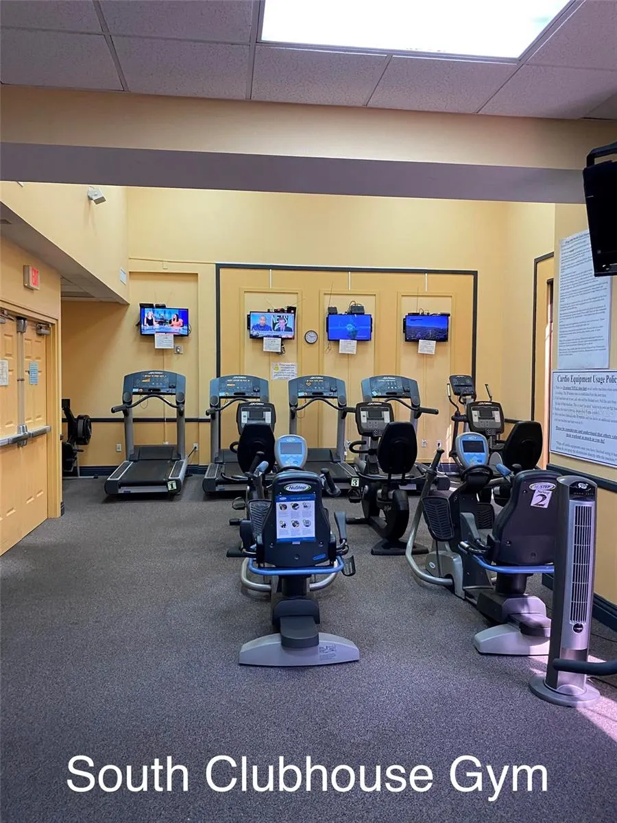 2292 SIFIELD GREENS WAY #59 Sun City Center, FL 33573