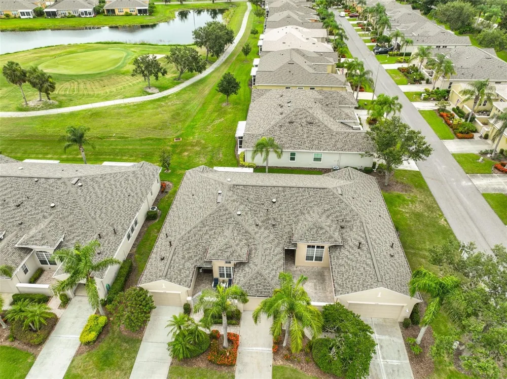 2292 SIFIELD GREENS WAY #59 Sun City Center, FL 33573