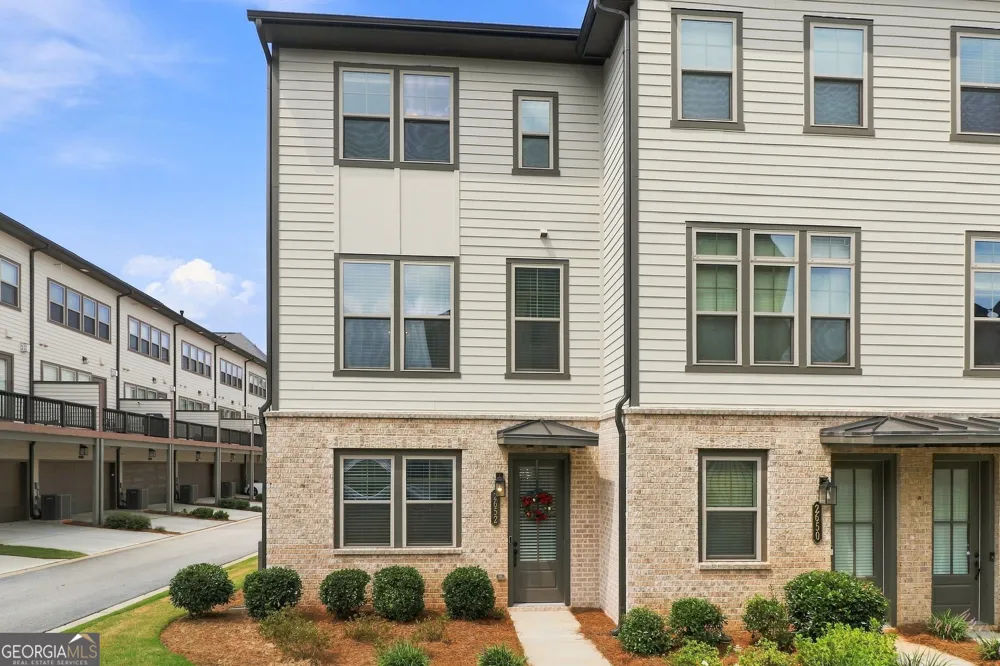 2652 Caruso WAY Atlanta, GA 30339