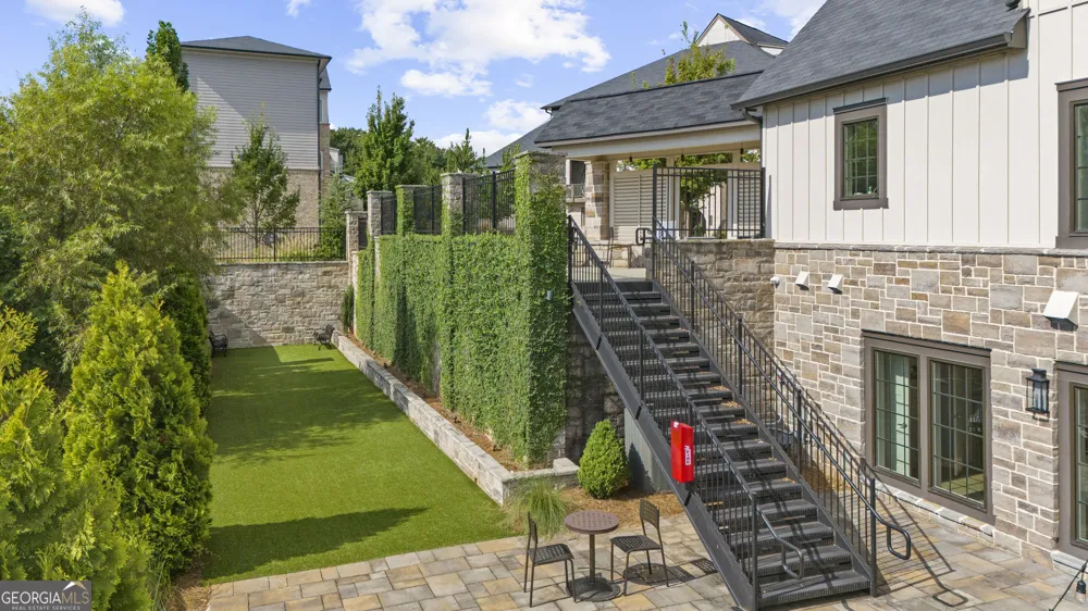 2652 Caruso WAY Atlanta, GA 30339
