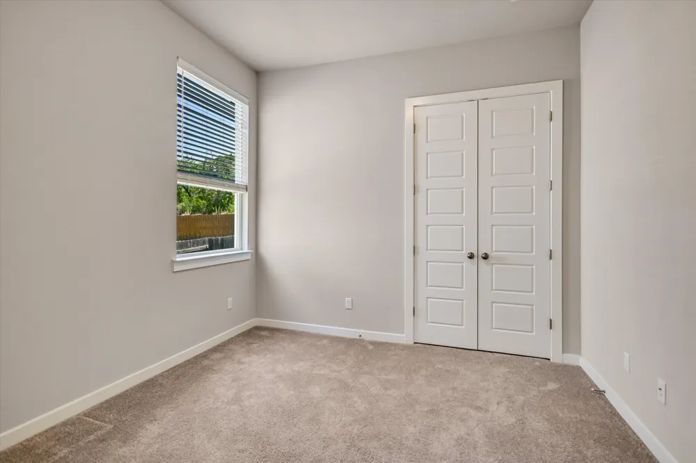 724 Dayridge Drive Dripping Springs, TX 78620