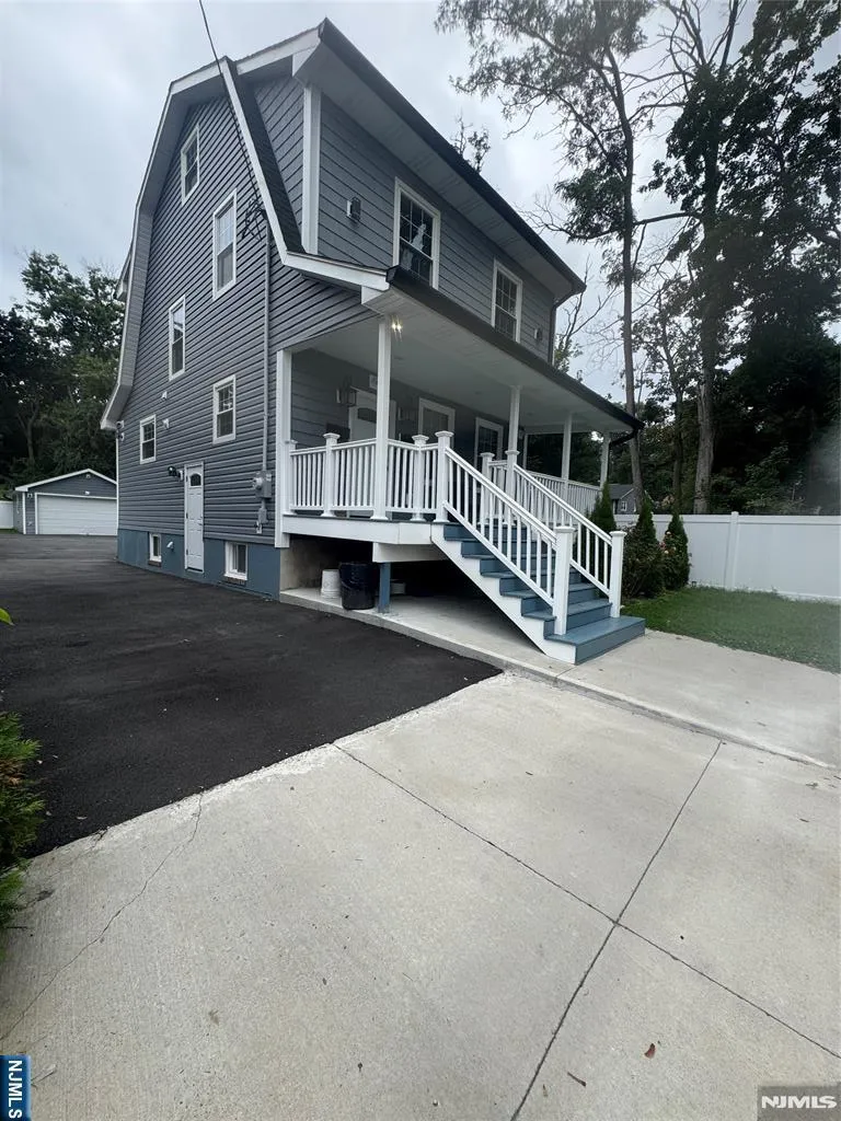 638 Argyle Avenue Orange, NJ 07050