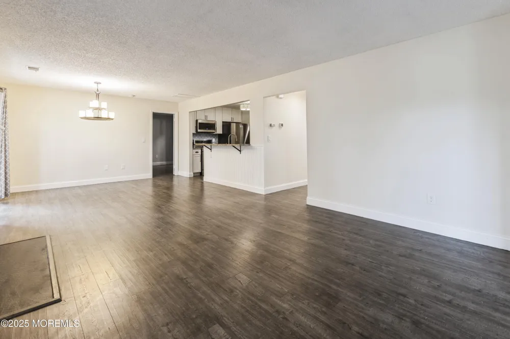 11 Boise Court Tinton Falls, NJ 07712