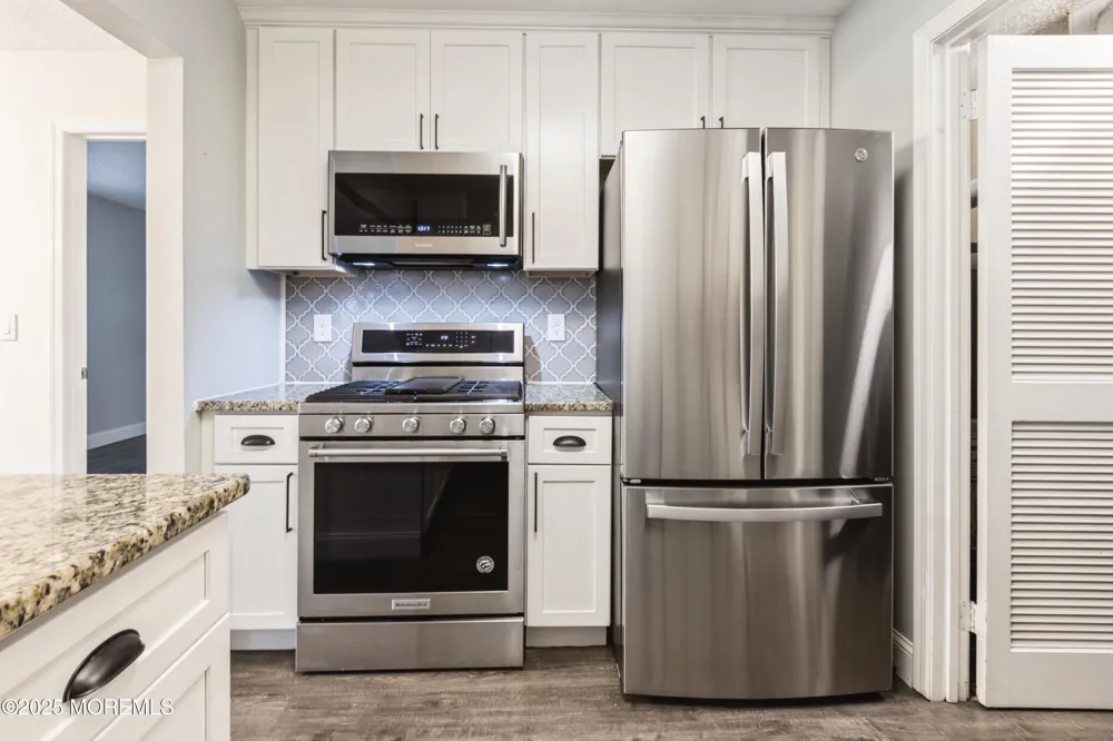 11 Boise Court Tinton Falls, NJ 07712