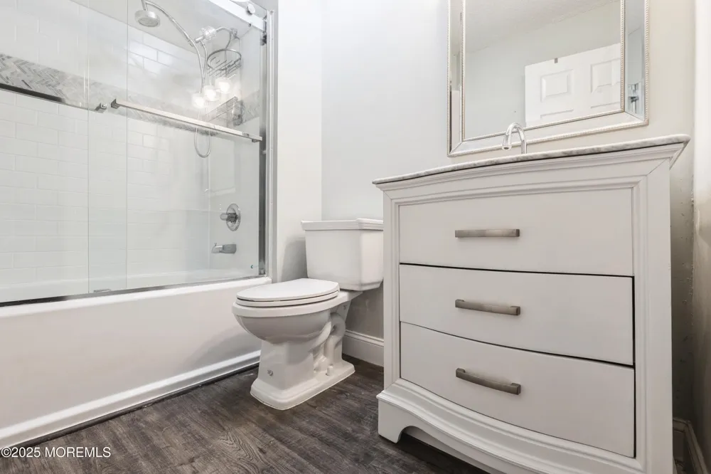 11 Boise Court Tinton Falls, NJ 07712