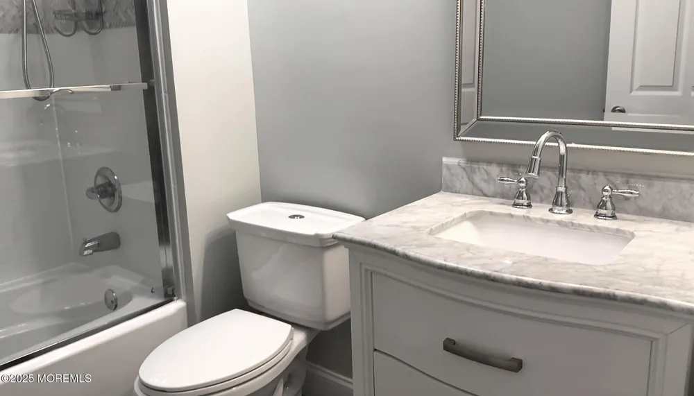 11 Boise Court Tinton Falls, NJ 07712