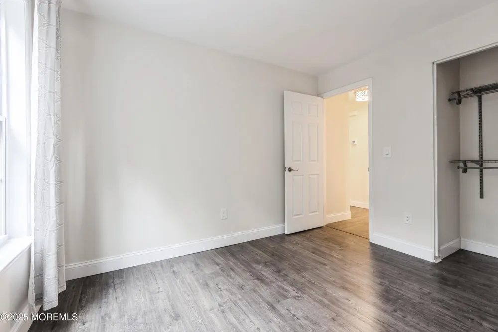 11 Boise Court Tinton Falls, NJ 07712
