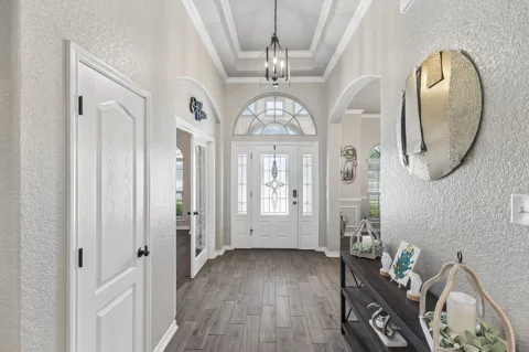5309 La Piedra Lane