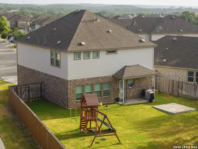 2033 EGRET AVE New Braunfels, TX 78132