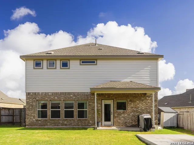 2033 EGRET AVE New Braunfels, TX 78132