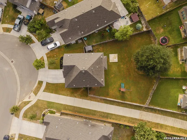 2033 EGRET AVE New Braunfels, TX 78132