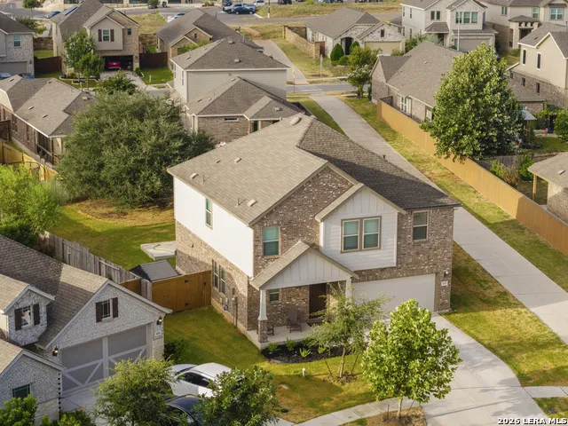 2033 EGRET AVE New Braunfels, TX 78132