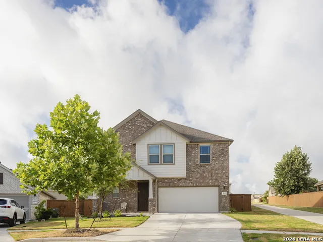 2033 EGRET AVE New Braunfels, TX 78132