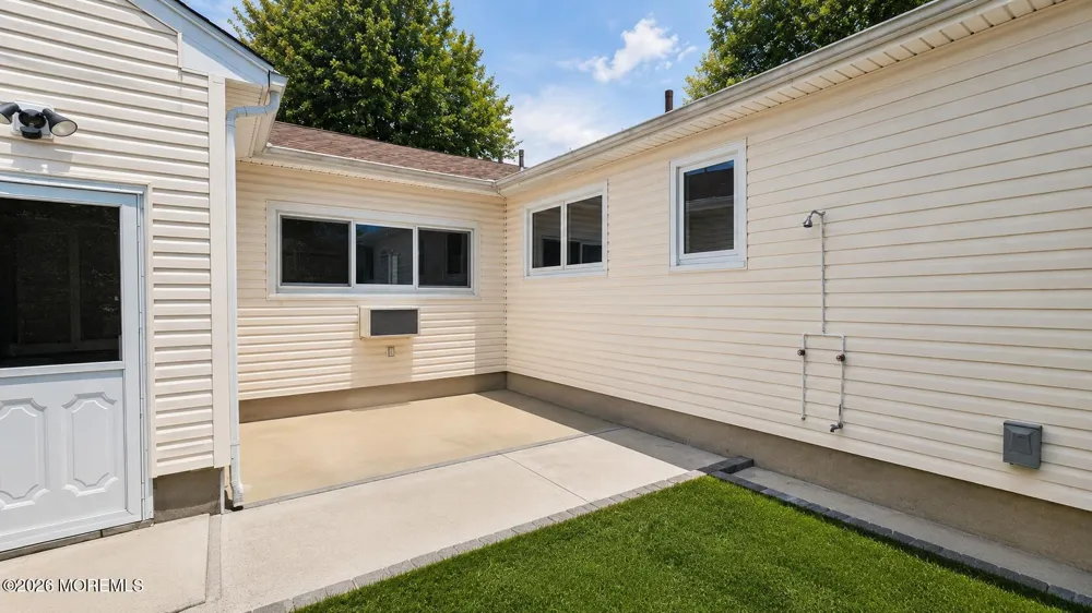2421 Moore Avenue Point Pleasant, NJ 08742