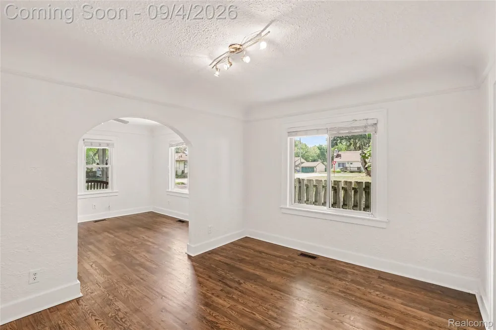 3260 Wanamaker Road Waterford Charter Township, MI 48328