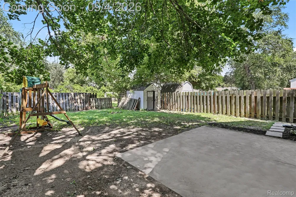 3260 Wanamaker Road Waterford Charter Township, MI 48328