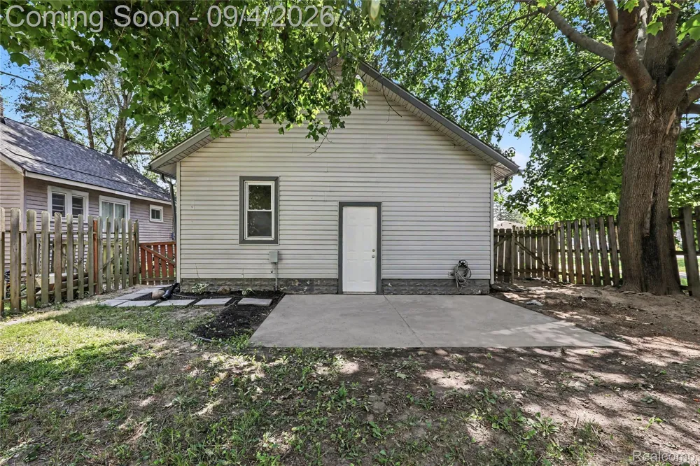 3260 Wanamaker Road Waterford Charter Township, MI 48328