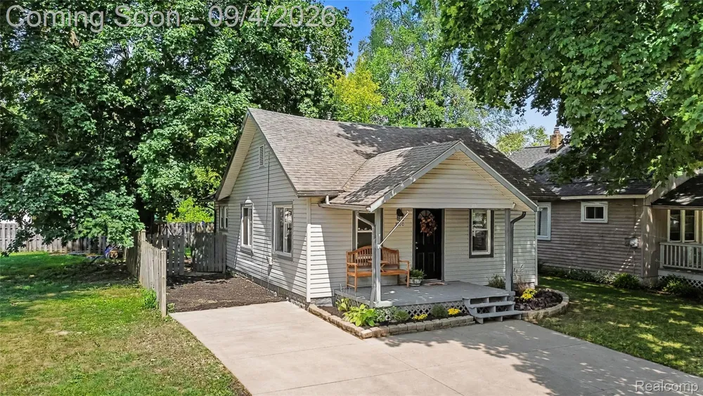 3260 Wanamaker Road Waterford Charter Township, MI 48328