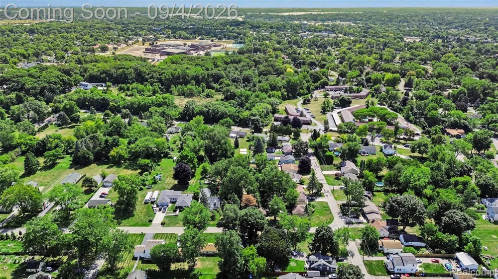 3260 Wanamaker Road Waterford Charter Township, MI 48328