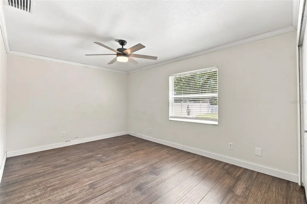 2219 NEW JERSEY RD Lakeland, FL 33803