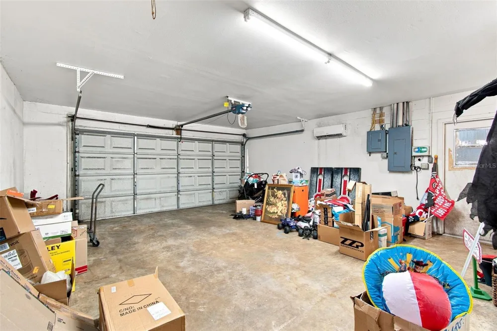 2219 NEW JERSEY RD Lakeland, FL 33803