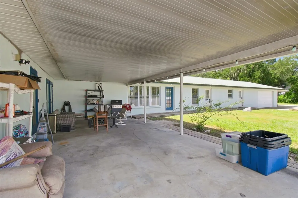2219 NEW JERSEY RD Lakeland, FL 33803